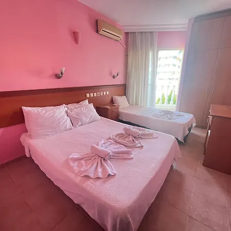 50 Meters To Beach, Sea View Apart Otel *