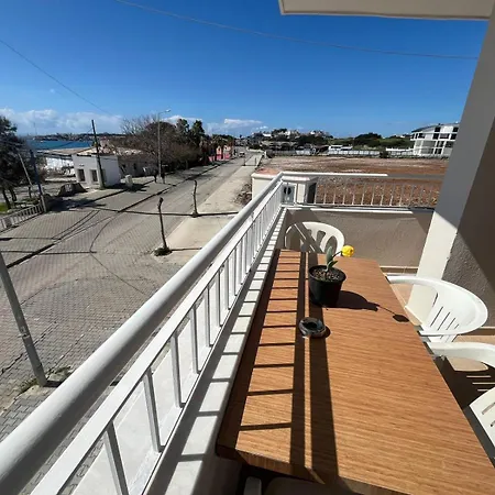 Apart Otel Altinkum 3*