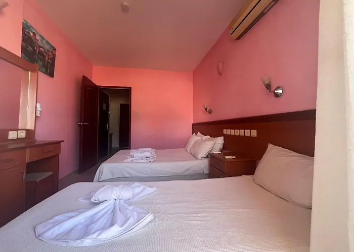Apart-hotel 50 Meters To Beach, Sea View