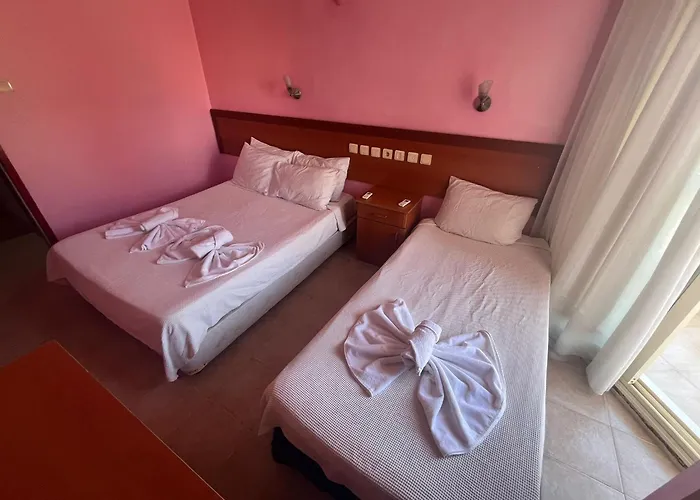 50 Meters To Beach, Sea View Apart-hotel 3*