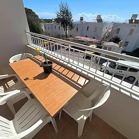 Apart-hotel Altinkum 3*