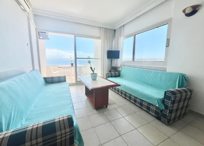 50 Meters To Beach, Sea View Aparthotel Didim